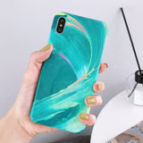 Gradient Wave Pattern Phone Case